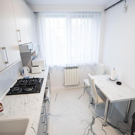 Gabi Apartament Сучава Экстерьер фото