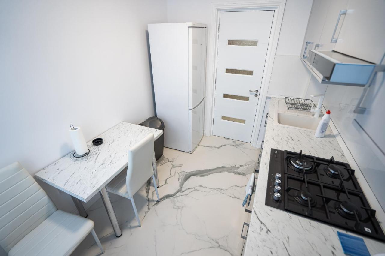 Gabi Apartament Сучава Экстерьер фото